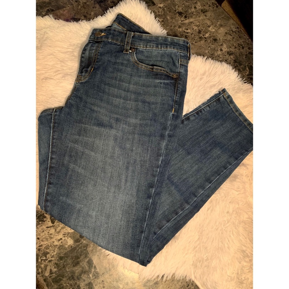 Women’s gap jeans !